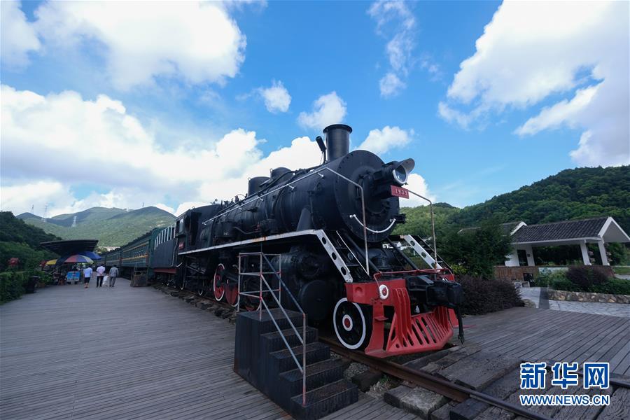 (新华全媒头条·图文互动)(11)生态文明之光照耀美丽中国——写在绿水青山就是金山银山理念提出15周年之际